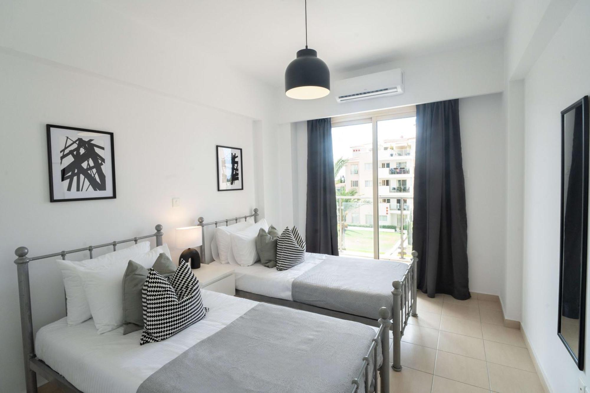 Phaedrus Living Elysian Escape Apartment
